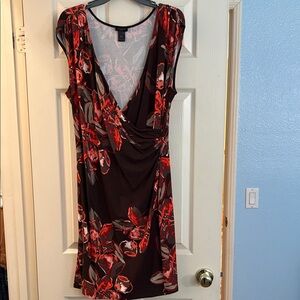 Ann Taylor Gray and Pink Floral Top